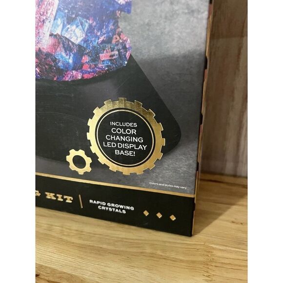 FAO Schwarz 25-Piece Exploration Lab Crystal Growing Kit - Picture 3 of 7